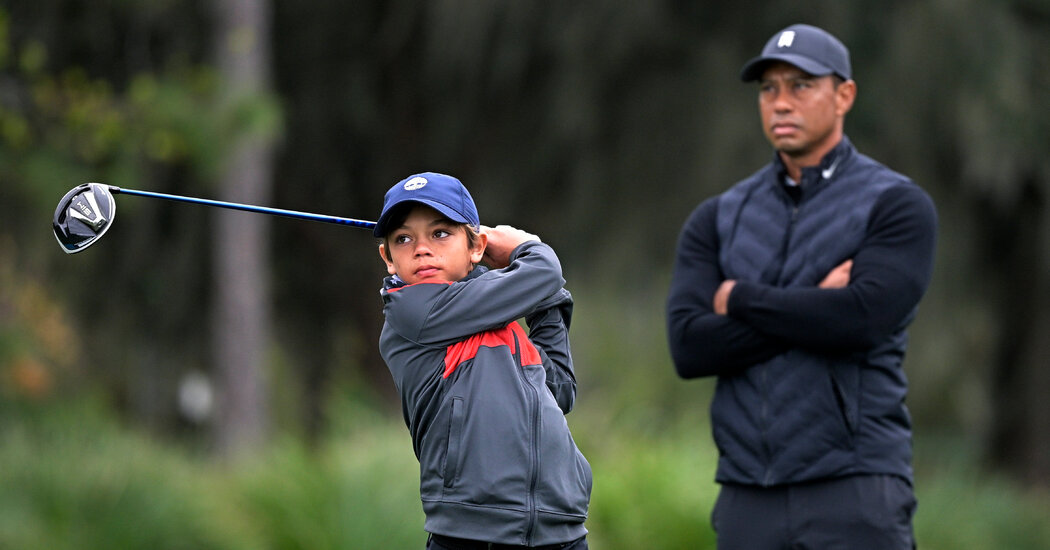 Watching Tiger Woods Play an Often-Hidden Role: Dad