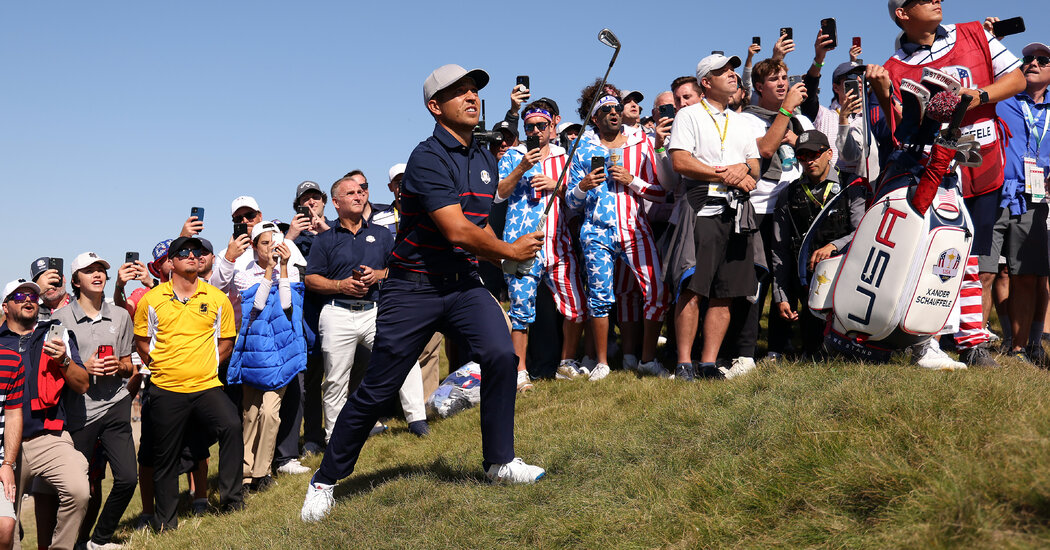 U.S. Ryder Cup Team Seizes Big Lead on a Wild Opening Day